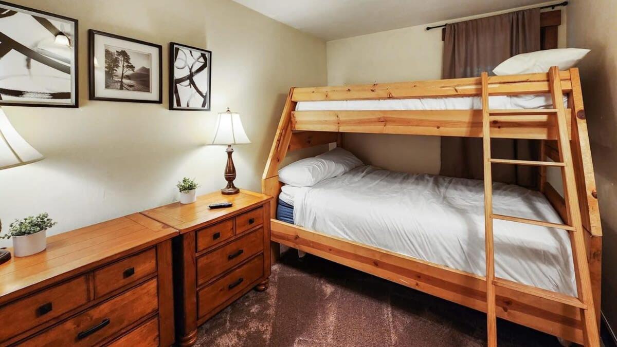 Cozy 2 Bedroom Condo In Town Walk To Main St Skiing Breckenridge Exterior foto